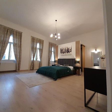 Entrez Apartment 3 - Historical Centre Kösice Dış mekan fotoğraf