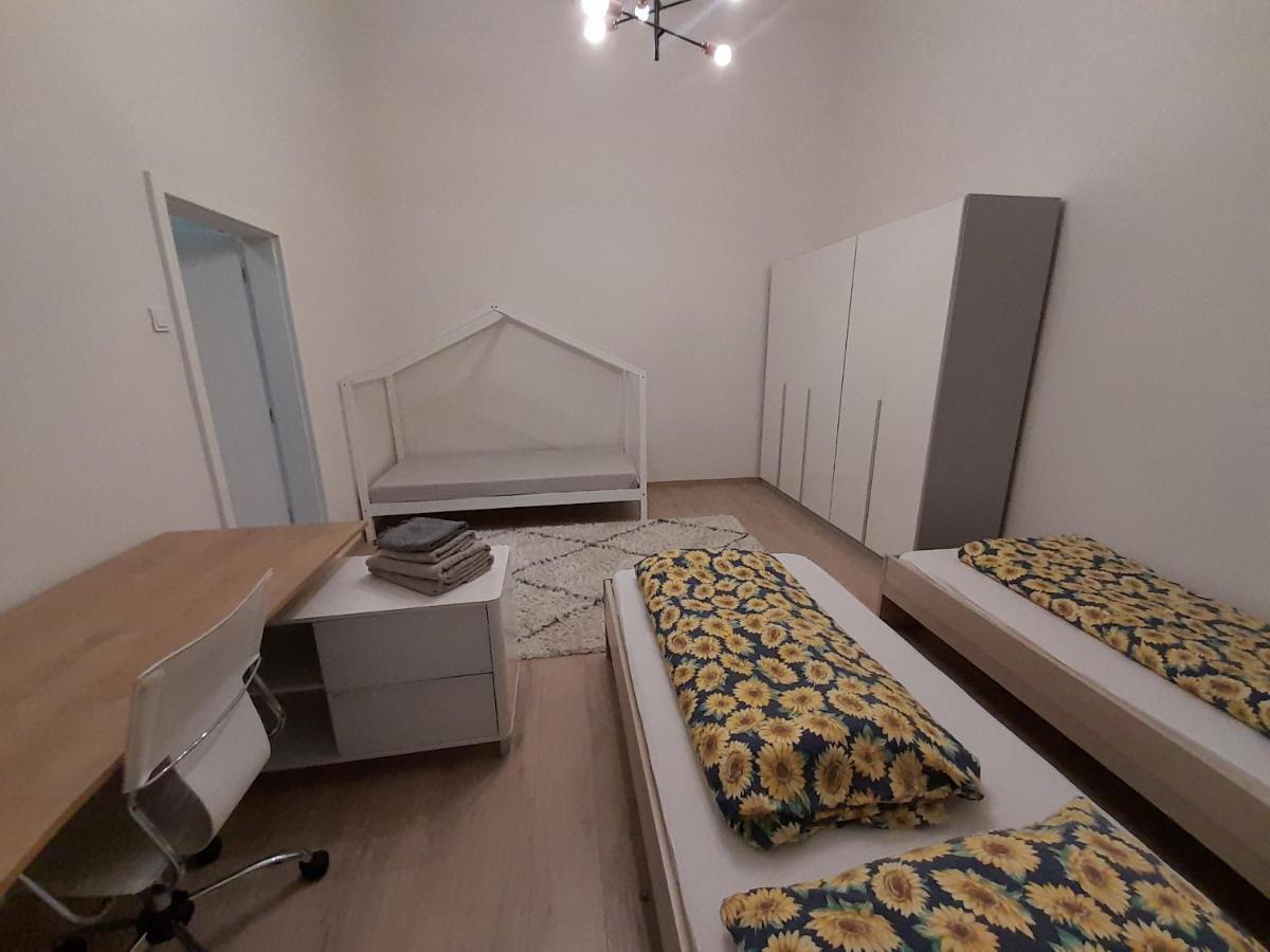 Entrez Apartment 3 - Historical Centre Kösice Dış mekan fotoğraf
