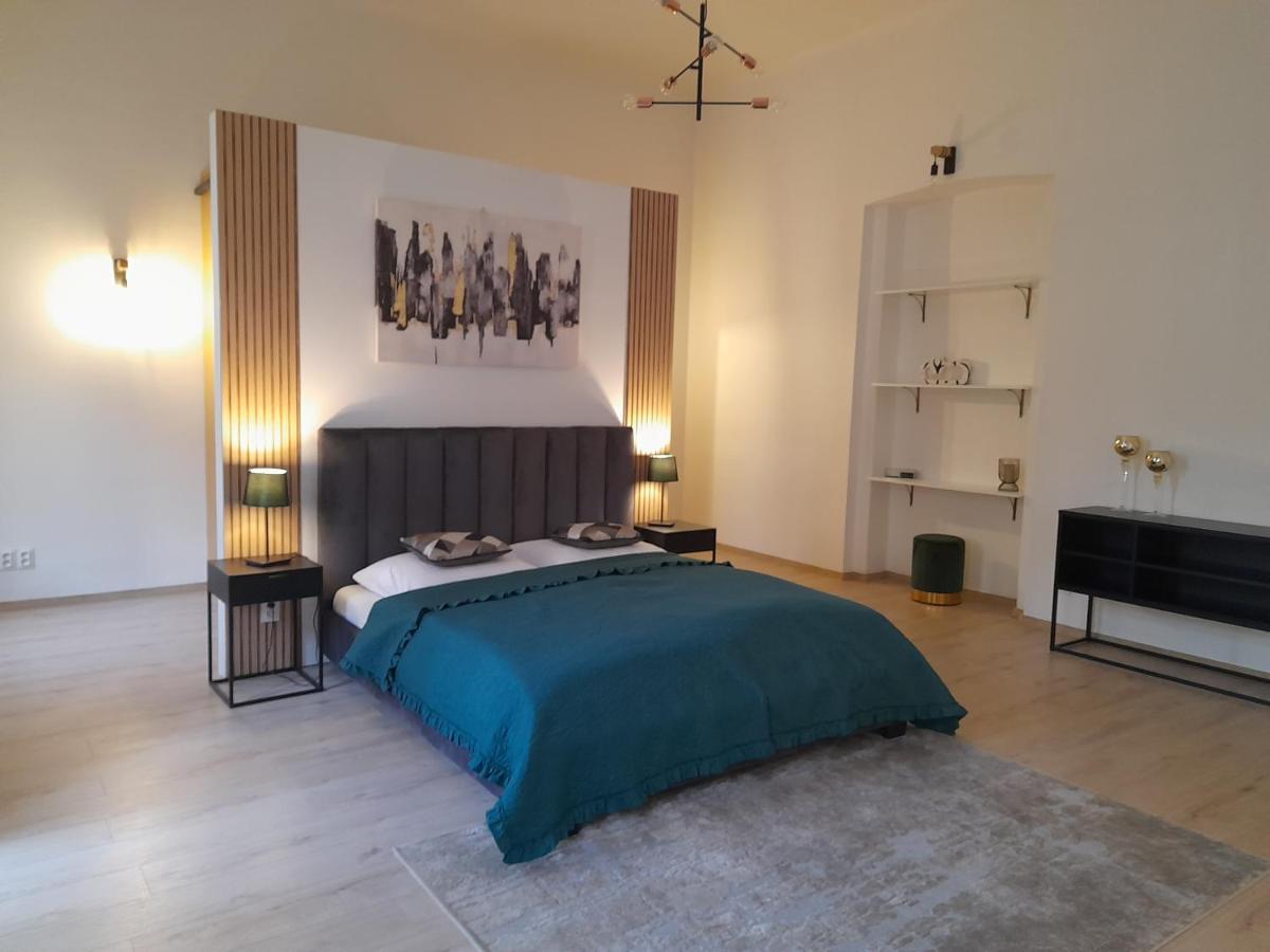Entrez Apartment 3 - Historical Centre Kösice Dış mekan fotoğraf