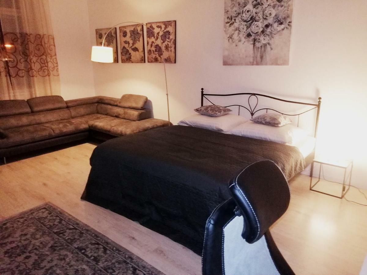 Entrez Apartment 3 - Historical Centre Kösice Dış mekan fotoğraf